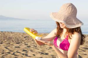 woman sunscreen hat.jpg.838x0_q67_crop-smart